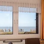 A In Haus Seewind Comfortable Vacation Appartamento *